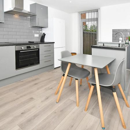 Townhouse @ Bedford Street Crewe Villa Bagian luar foto