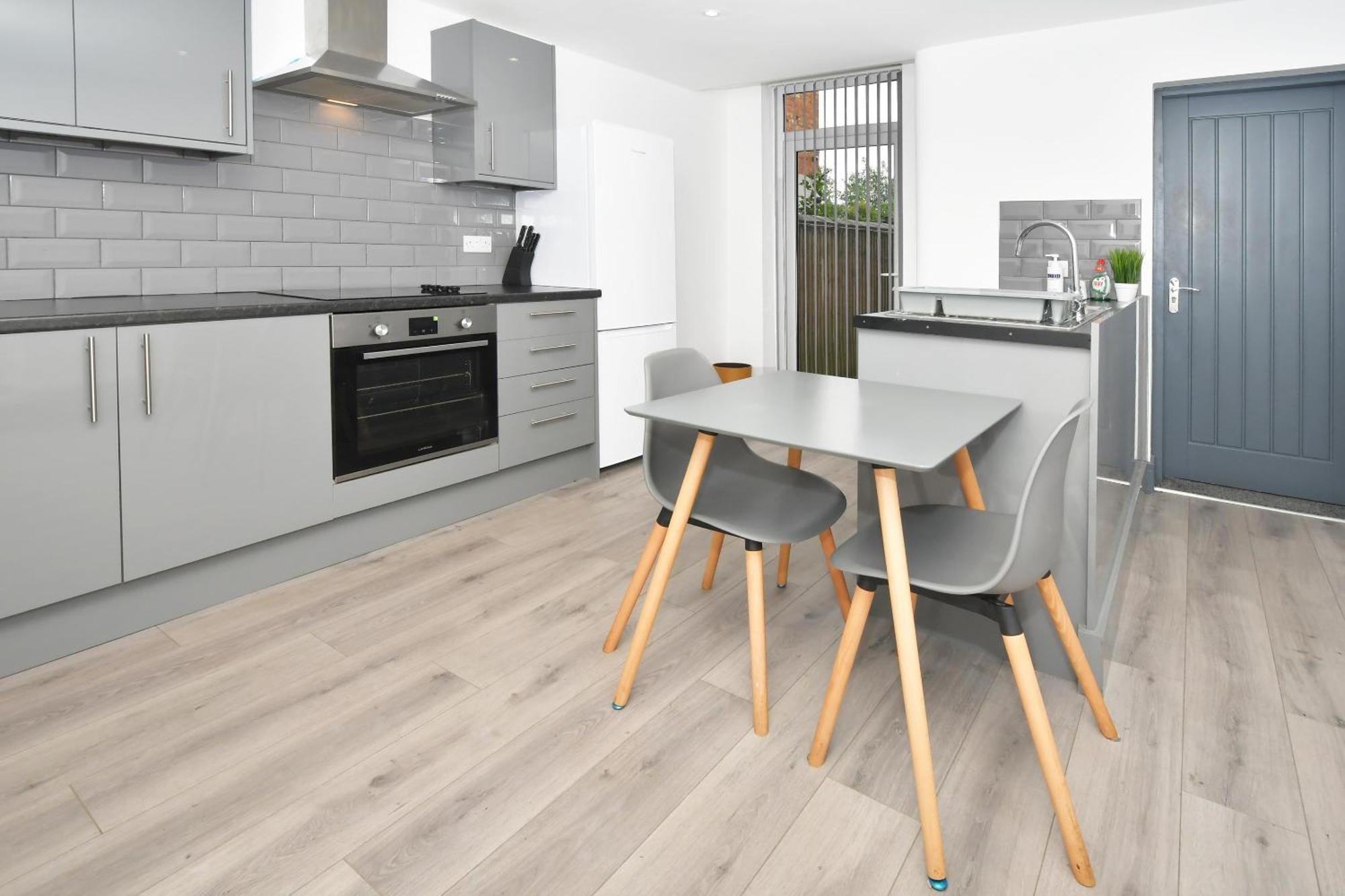 Townhouse @ Bedford Street Crewe Villa Bagian luar foto